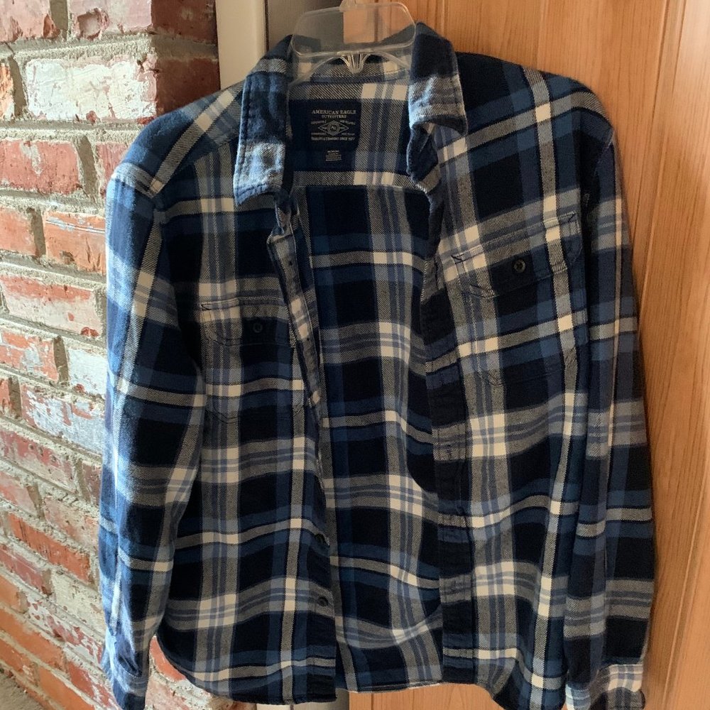 American Eagle Blue and White Flannel Button Down